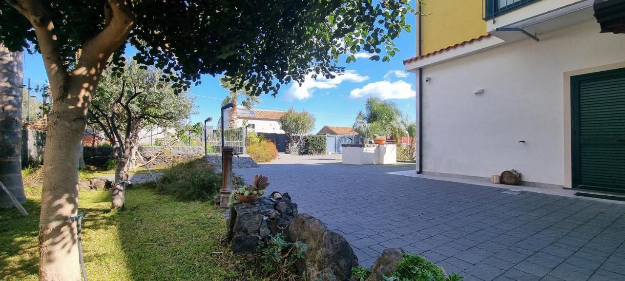 Casa Mariano Villa Acireale Buitenkant foto
